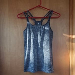 💥3 for $15💥 New Balance Lightweight Athletic Tank